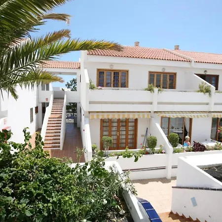 De 2 Con Piscina En Lägenhetshotell